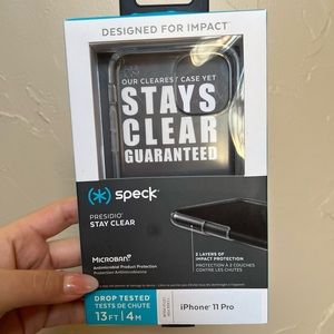iPhone 11 Pro speck clear case
